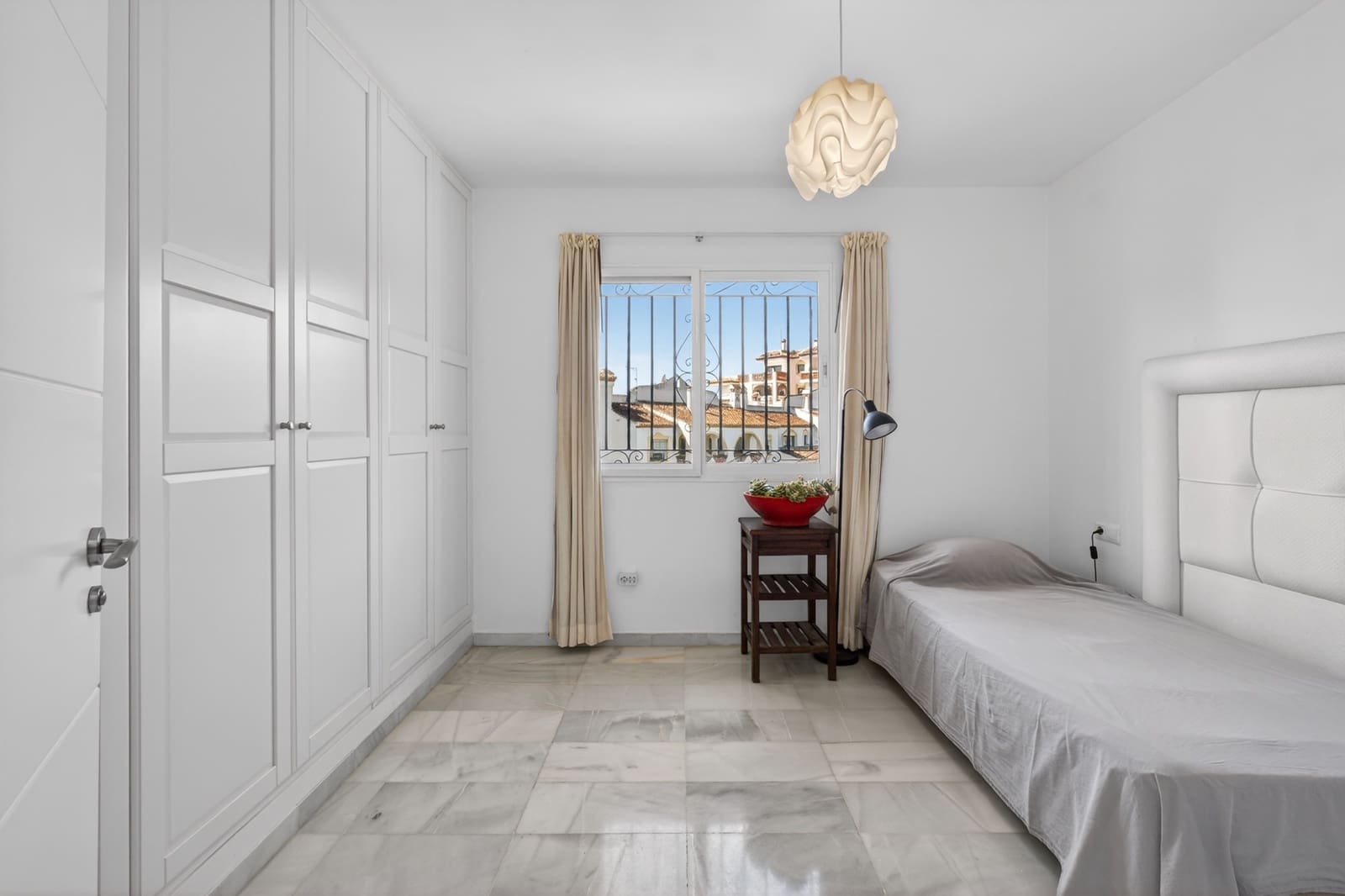 3 soveværelse Rækkehus til salg i Mijas Costa med swimmingpool garage - € 459.000 (Ref: 9758227)