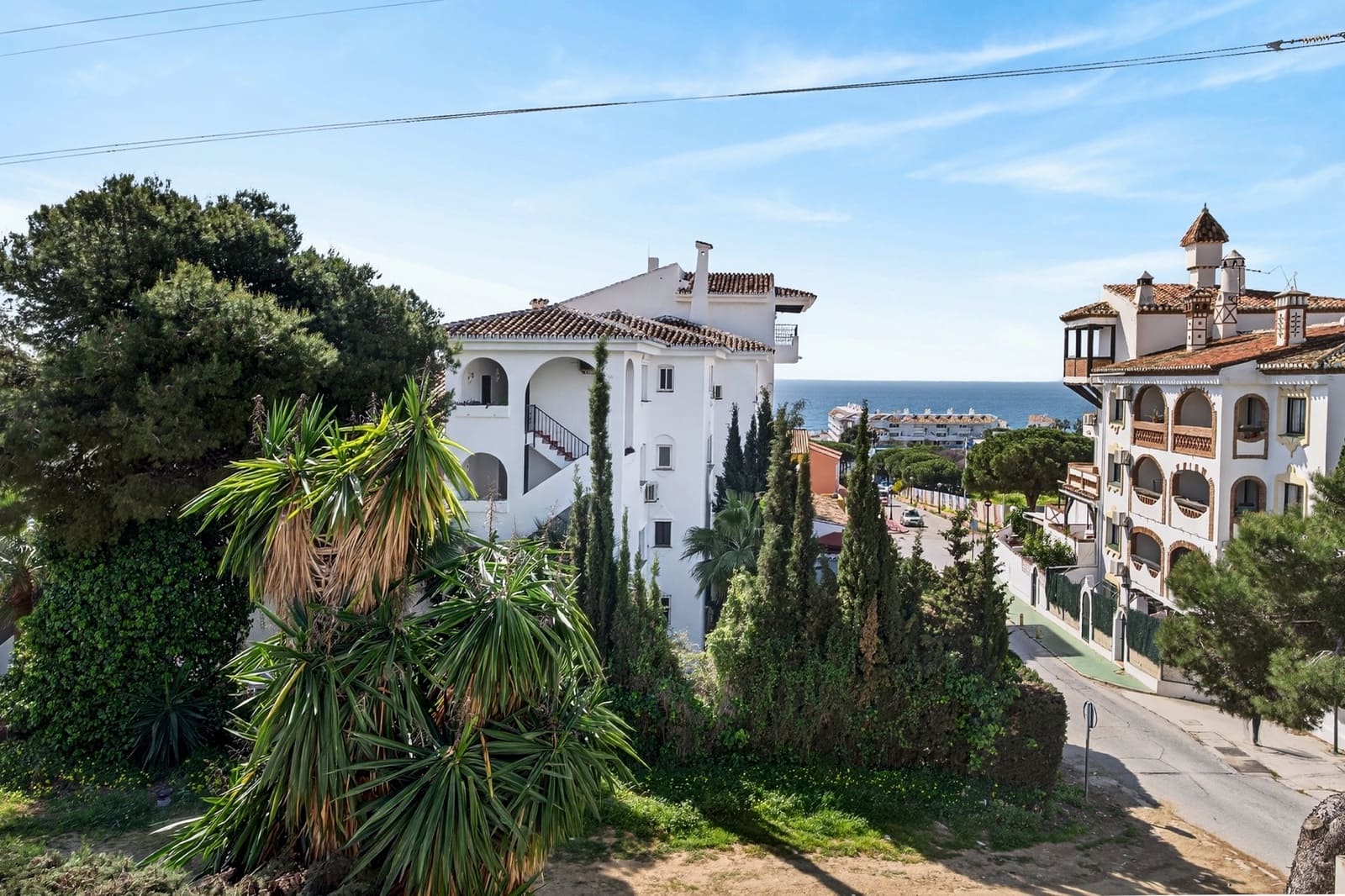 3 soveværelse Rækkehus til salg i Mijas Costa med swimmingpool garage - € 459.000 (Ref: 9758227)