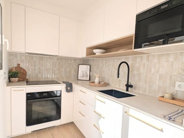 3 makuuhuone Omakotitalo myytävänä paikassa Mataró - 549 000 € (Ref: 9797375)