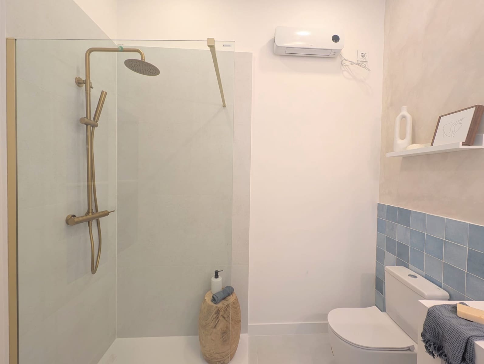 3 makuuhuone Omakotitalo myytävänä paikassa Mataro - 549 000 € (Ref: 9797375)