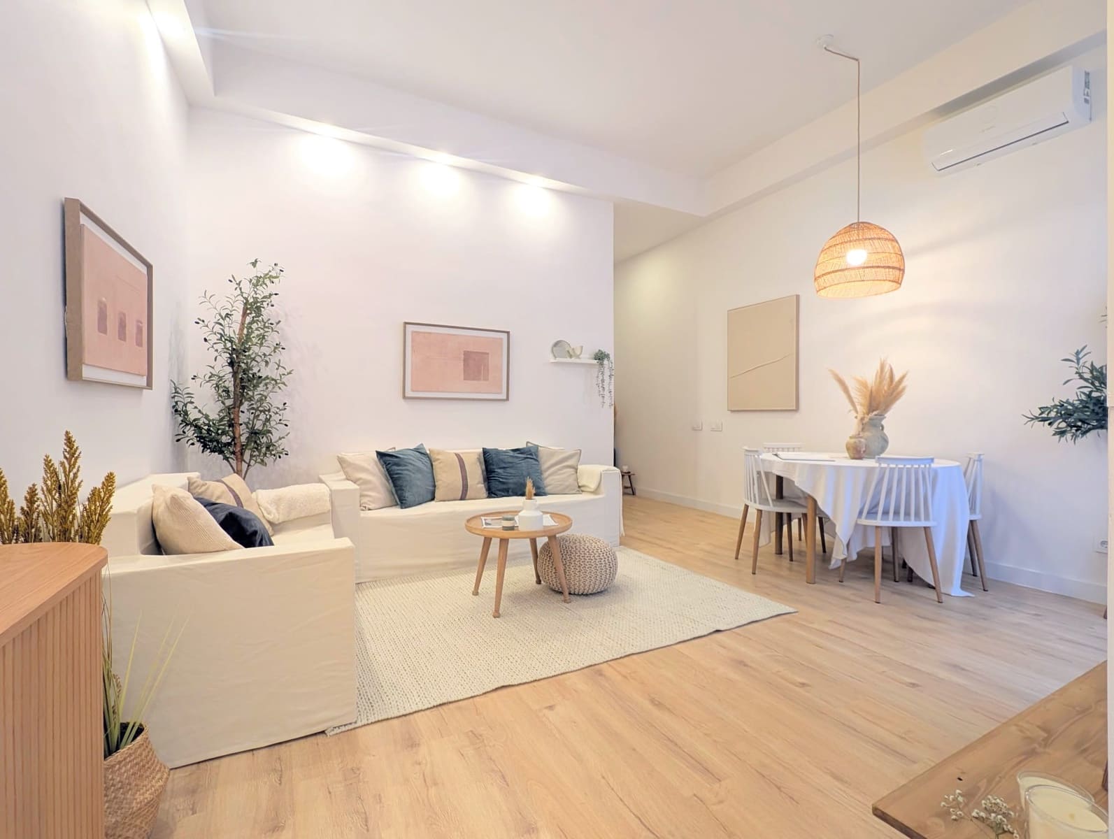 3 makuuhuone Omakotitalo myytävänä paikassa Mataro - 549 000 € (Ref: 9797375)