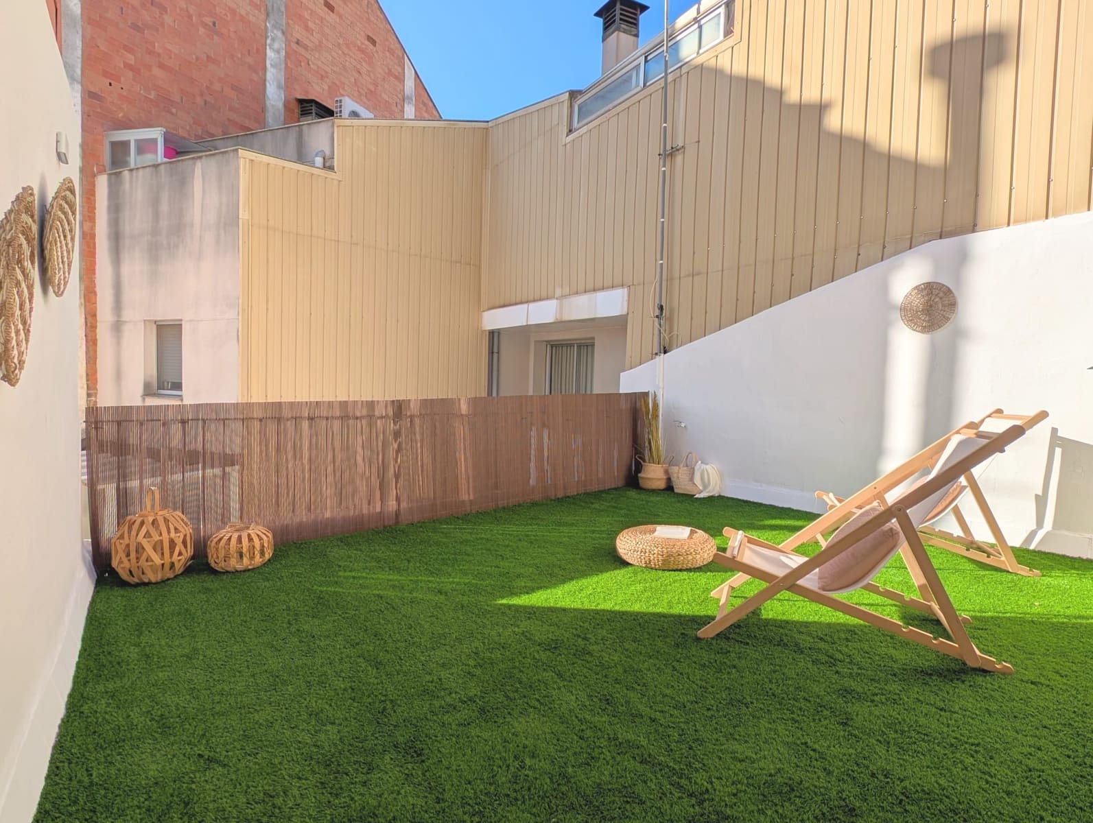 3 makuuhuone Omakotitalo myytävänä paikassa Mataro - 549 000 € (Ref: 9797375)