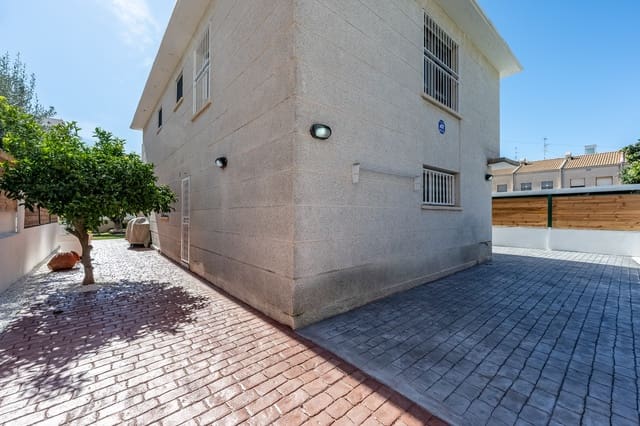 4 chambre Maison de Ville à vendre à Cunit avec garage - 580 000 € (Ref: 9761462)