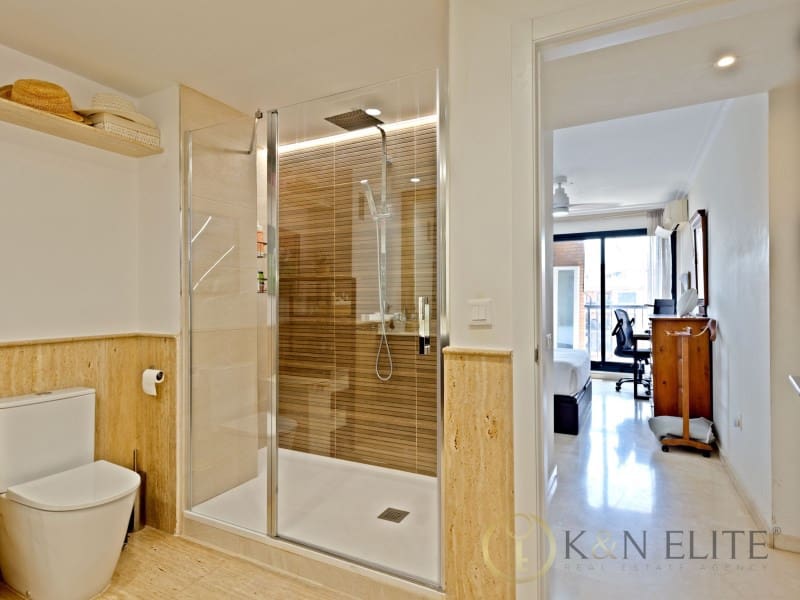 3 sypialnia Penthouse na sprzedaż w Miasto Walencja z garażem - 1 700 000 € (Ref: 10054920)