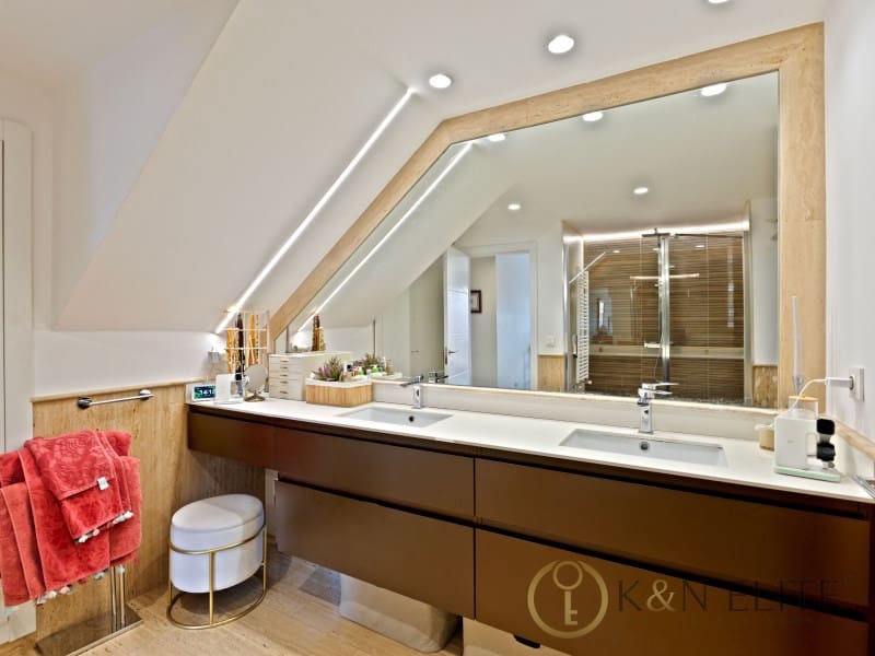 3 sypialnia Penthouse na sprzedaż w Miasto Walencja z garażem - 1 700 000 € (Ref: 10054920)