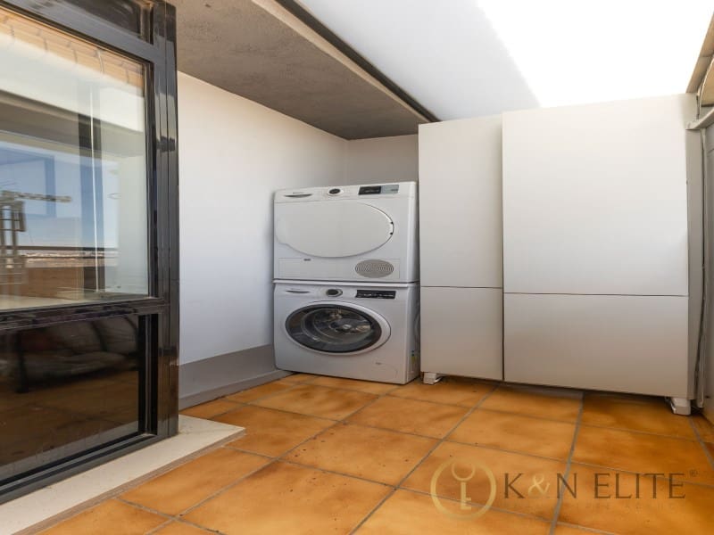 3 sypialnia Penthouse na sprzedaż w Miasto Walencja z garażem - 1 700 000 € (Ref: 10054920)