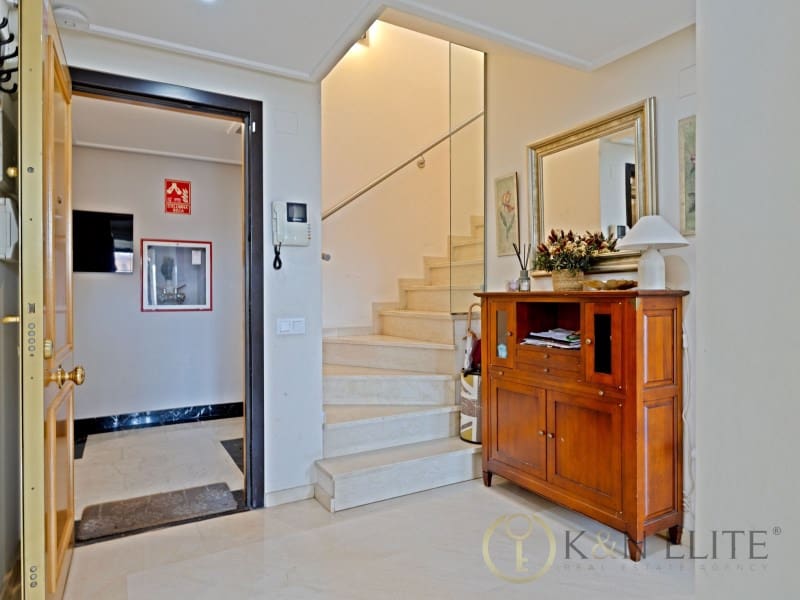 3 sypialnia Penthouse na sprzedaż w Miasto Walencja z garażem - 1 700 000 € (Ref: 10054920)
