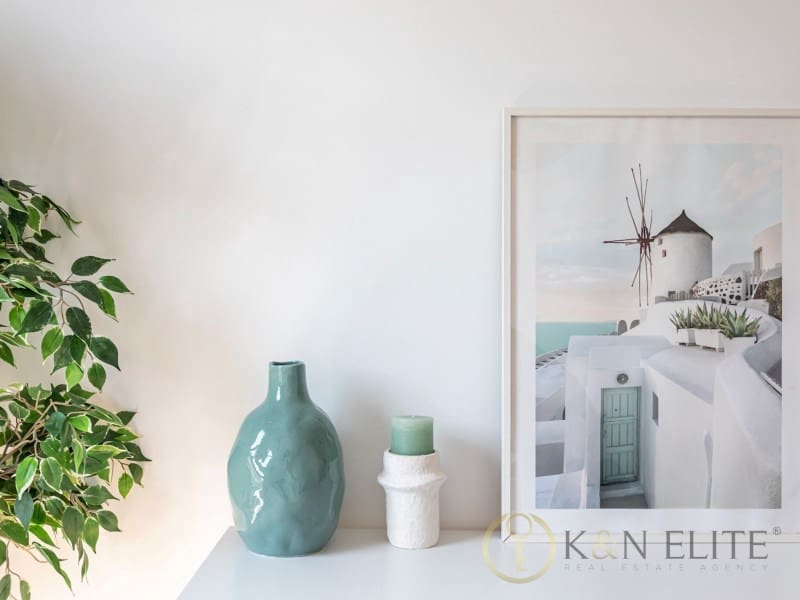 2 bedroom Flat for sale in Valencia city with pool garage - € 430,000 (Ref: 10109398)