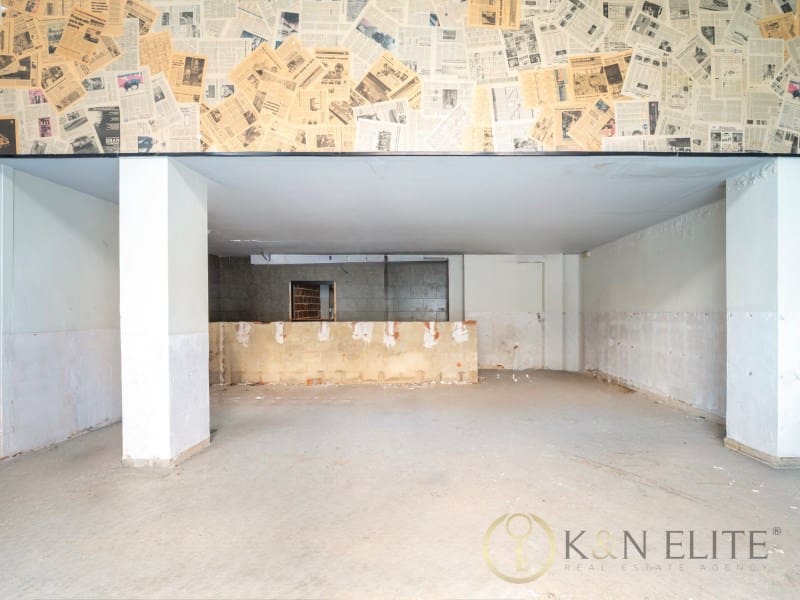 Commerciale in vendita in Valencia citta - 250.000 € (Rif: 10142386)