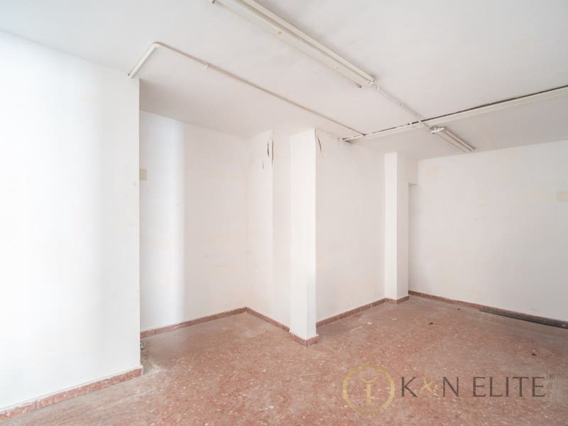 Commerciale in vendita in Valencia citta - 250.000 € (Rif: 10142386)