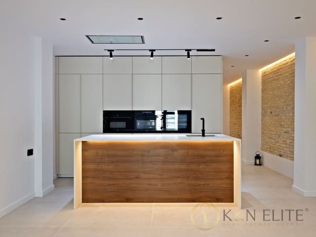 3 soveværelse Lejlighed til salg i Arrancapins, Valencia by - € 799.000 (Ref: 10166376)