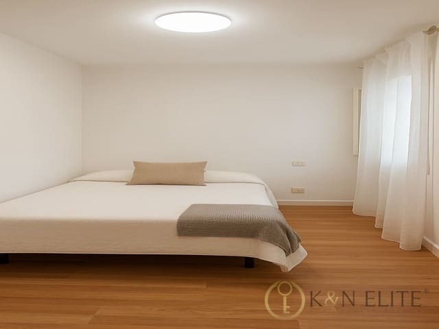 Piso de 4 habitaciones en Torrefiel, València ciudad en venta - 240.000 € (Ref: 10166377)