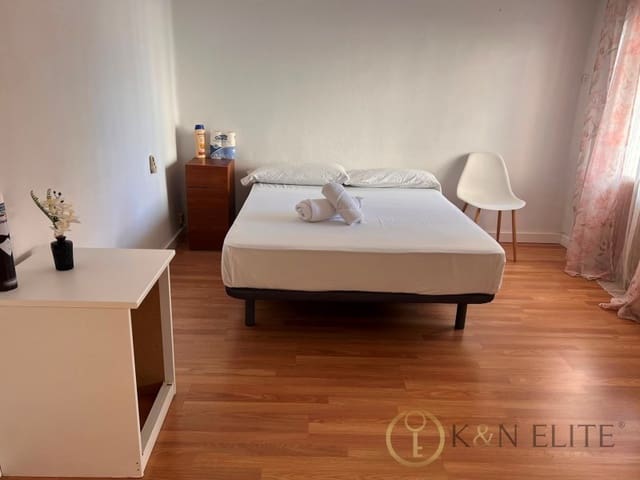 Piso de 4 habitaciones en Torrefiel, València ciudad en venta - 240.000 € (Ref: 10166377)