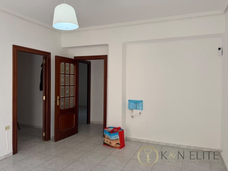 4 soveværelse Lejlighed til salg i Valencia by - € 350.000 (Ref: 10182925)
