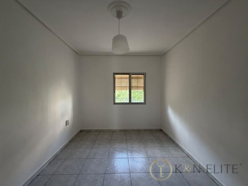 4 soveværelse Lejlighed til salg i Valencia by - € 350.000 (Ref: 10182925)