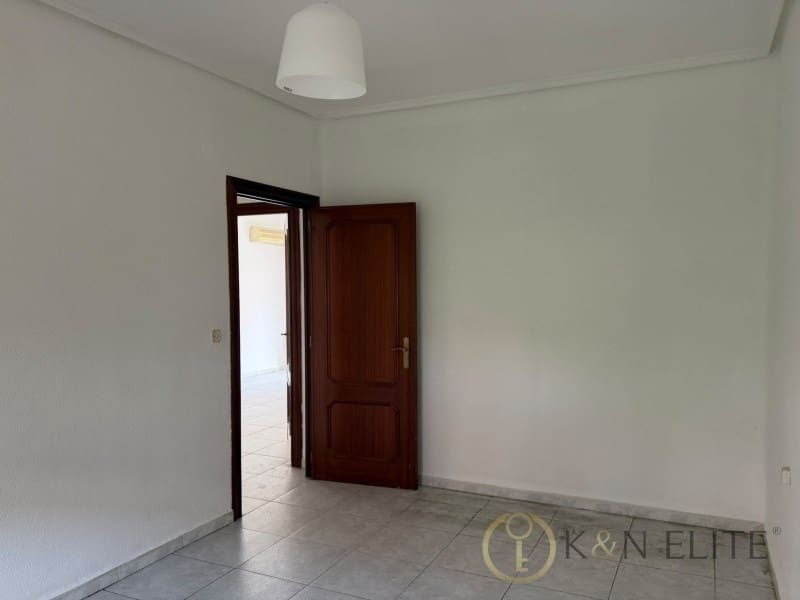 4 soveværelse Lejlighed til salg i Valencia by - € 350.000 (Ref: 10182925)