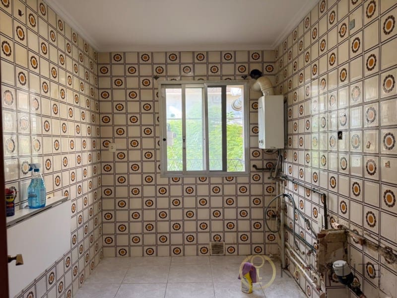 4 soveværelse Lejlighed til salg i Valencia by - € 350.000 (Ref: 10182925)