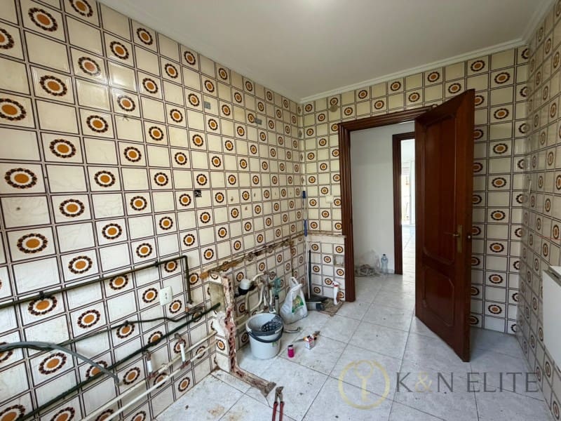 4 soveværelse Lejlighed til salg i Valencia by - € 350.000 (Ref: 10182925)