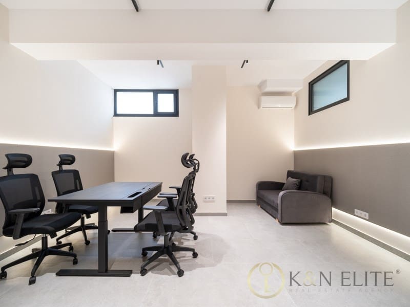 Biuro na sprzedaż w Miasto Walencja - 830 000 € (Ref: 9780441)