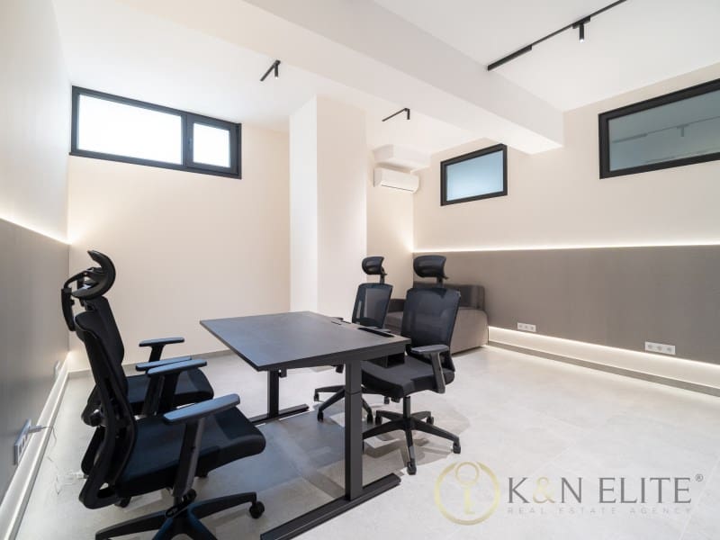 Biuro na sprzedaż w Miasto Walencja - 830 000 € (Ref: 9780441)