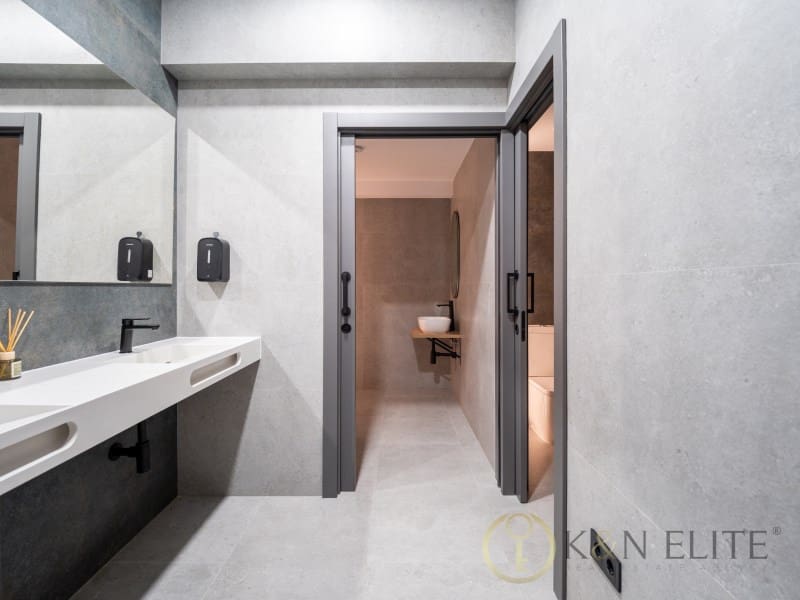 Biuro na sprzedaż w Miasto Walencja - 830 000 € (Ref: 9780441)