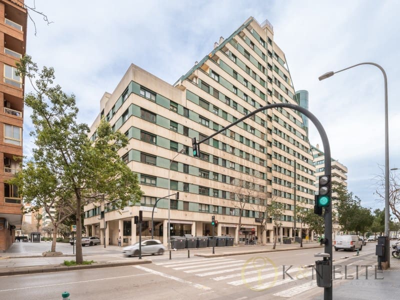 Biuro na sprzedaż w Miasto Walencja - 830 000 € (Ref: 9780441)