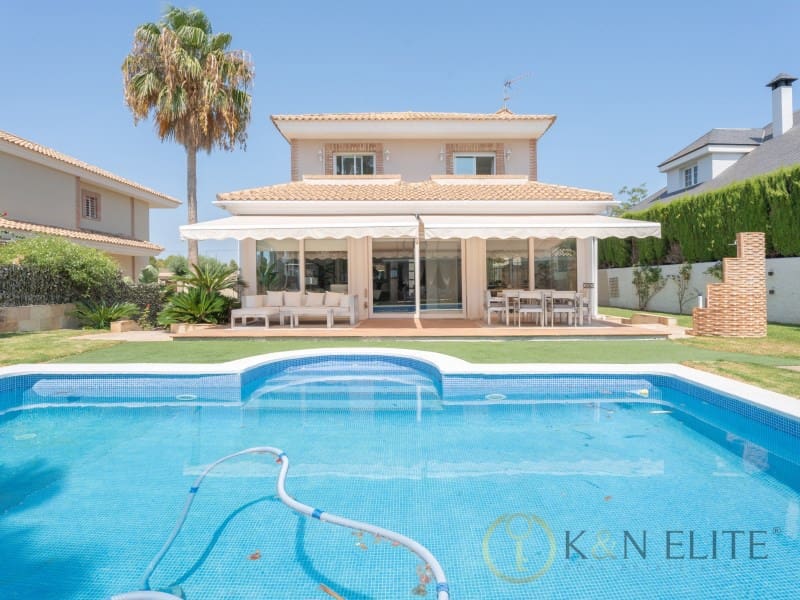 9 chambre Villa/Maison à vendre à Betera avec piscine garage - 995 000 € (Ref: 9784764)