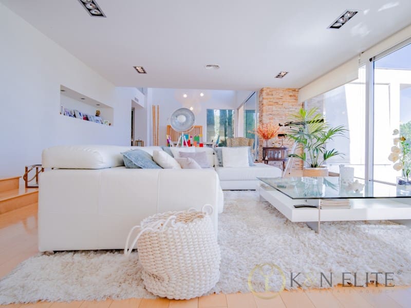 5 soveværelse Villa til salg i Godelleta med garage - € 928.000 (Ref: 9784765)