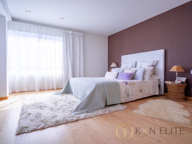 5 soveværelse Villa til salg i Calicanto, Godelleta med garage - € 928.000 (Ref: 9784765)