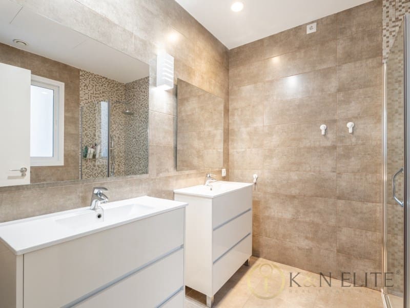 4 sypialnia Mieszkanie na sprzedaż w Miasto Walencja z garażem - 785 000 € (Ref: 9784770)