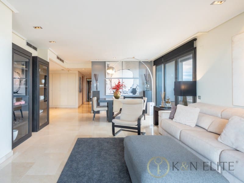 3 makuuhuone Kattohuoneisto myytävänä paikassa Valencia kaupunki mukana 
autotalli - 1 200 000 € (Ref: 9784771)