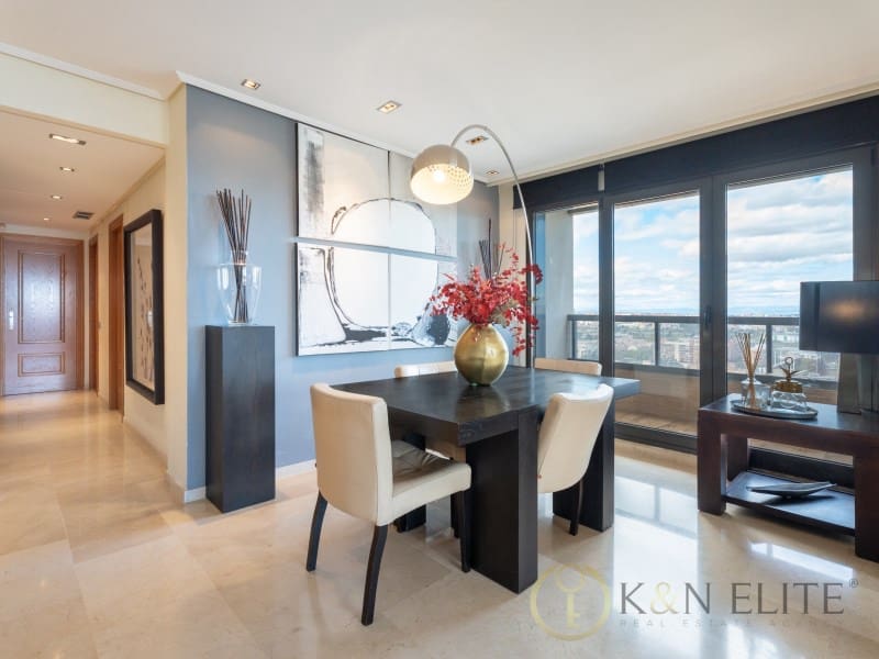 3 makuuhuone Kattohuoneisto myytävänä paikassa Valencia kaupunki mukana 
autotalli - 1 200 000 € (Ref: 9784771)