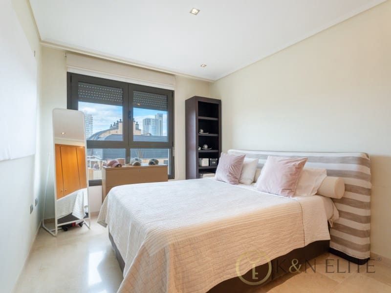 3 makuuhuone Kattohuoneisto myytävänä paikassa Valencia kaupunki mukana 
autotalli - 1 200 000 € (Ref: 9784771)