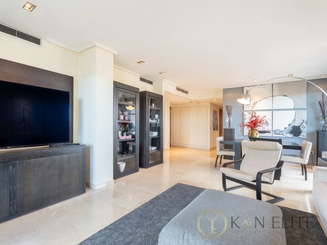 3 makuuhuone Kattohuoneisto myytävänä paikassa Benicalap, Valencia kaupunki mukana 
autotalli - 1 200 000 € (Ref: 9784771)