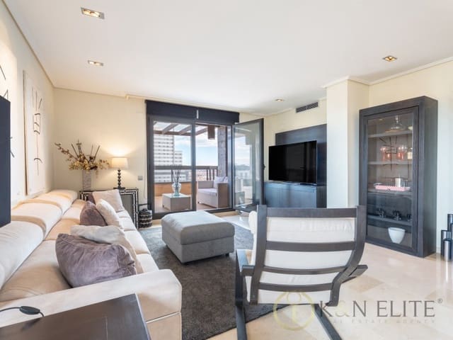 3 makuuhuone Kattohuoneisto myytävänä paikassa Benicalap, Valencia kaupunki mukana 
autotalli - 1 200 000 € (Ref: 9784771)