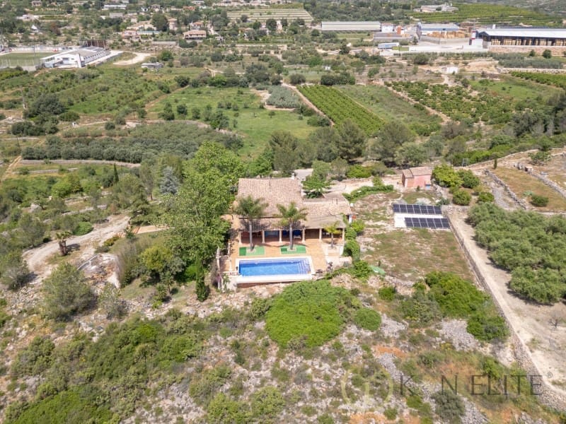 5 soveværelse Villa til salg i Llutxent med swimmingpool - € 775.000 (Ref: 9784778)