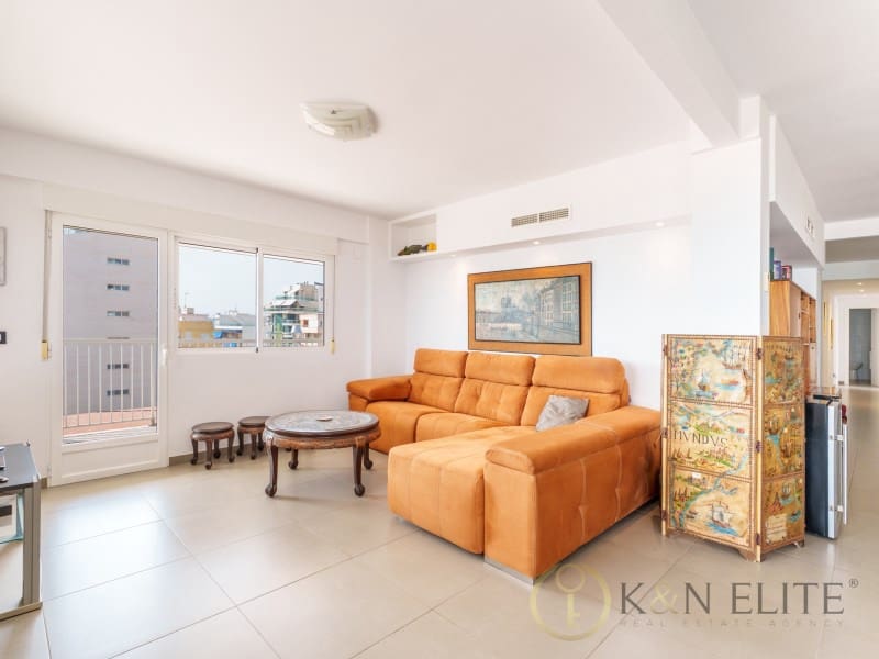 4 soveværelse Lejlighed til salg i Gandia med garage - € 700.000 (Ref: 9784779)