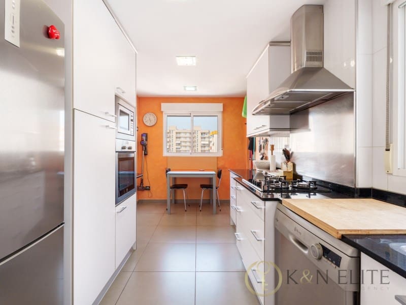 4 soveværelse Lejlighed til salg i Gandia med garage - € 700.000 (Ref: 9784779)