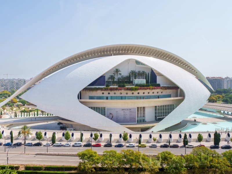 3 bedroom Flat for sale in Valencia city with pool - € 730,000 (Ref: 9784780)