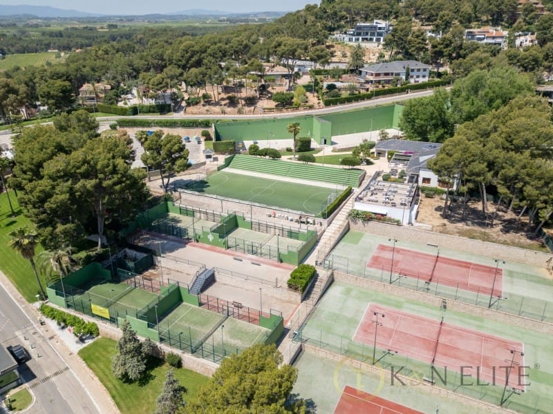 Byggetomt til salgs i Chiva - € 375 440 (Ref: 9784782)