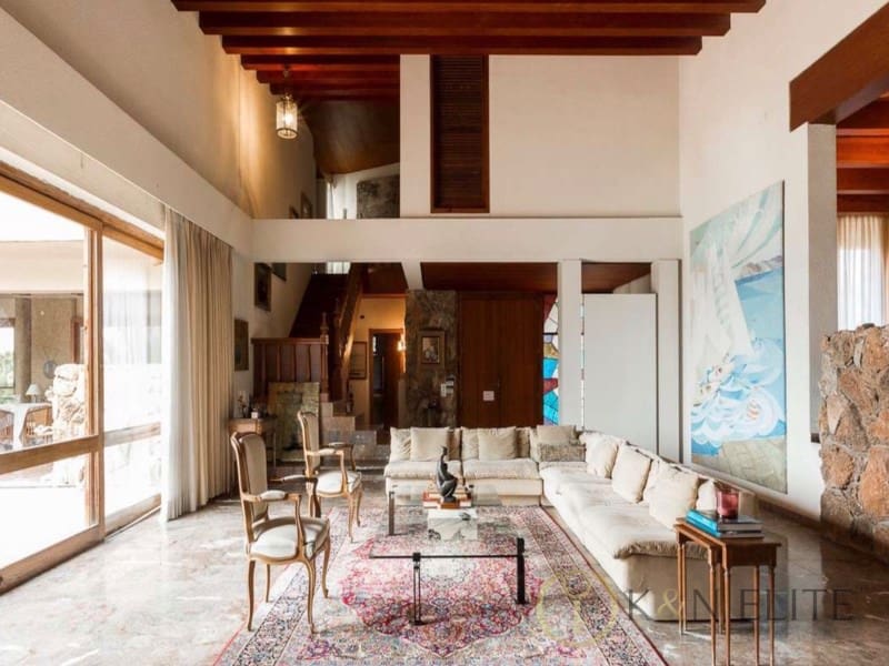 8 slaapkamer Villa te koop in Torrent met zwembad garage - € 2.100.000 (Ref: 9784789)