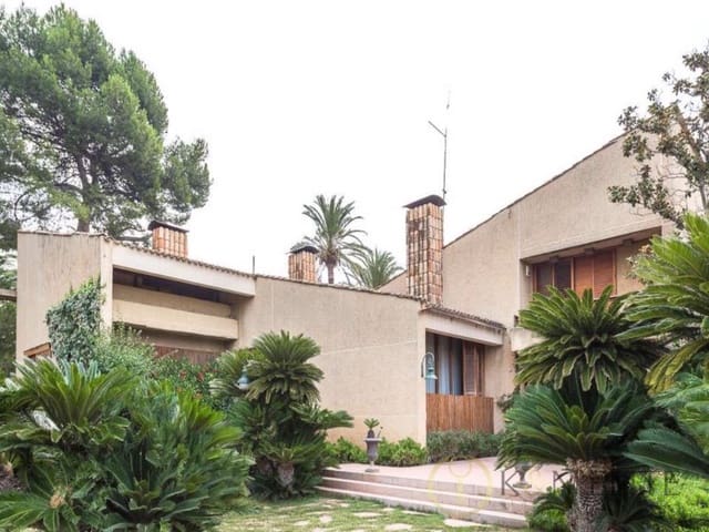 8 slaapkamer Villa te koop in Torrent met zwembad garage - € 2.100.000 (Ref: 9784789)