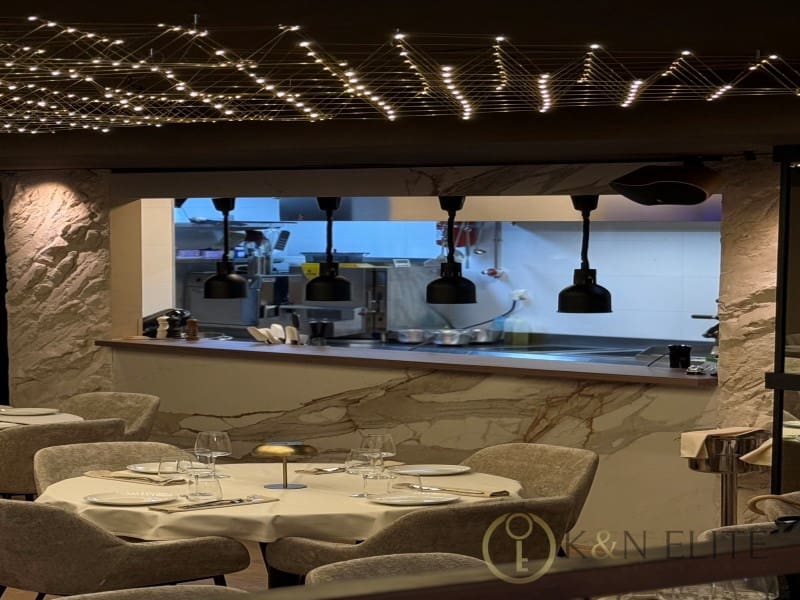 Restaurant/Bar til salgs i Valencia by - € 650 000 (Ref: 9784791)