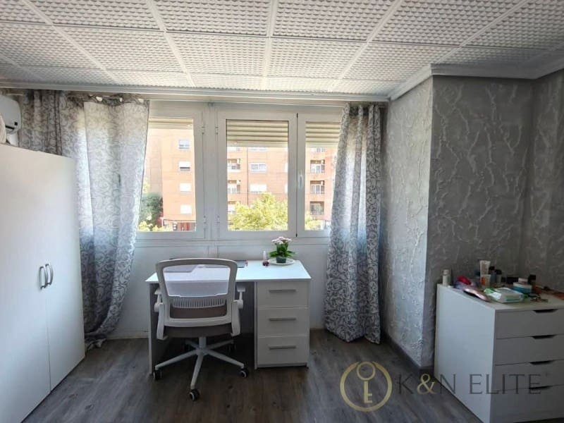 5 soveværelse Lejlighed til salg i Xirivella - € 227.000 (Ref: 9784794)