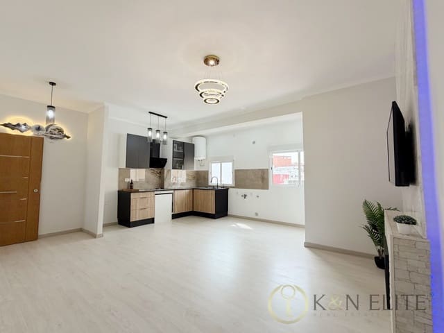 3 bedroom Flat for sale in Mislata - € 219,000 (Ref: 9784795)