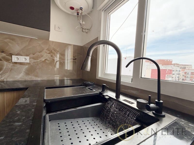 3 bedroom Flat for sale in Mislata - € 219,000 (Ref: 9784795)