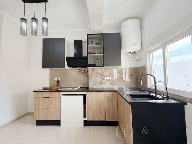 3 bedroom Flat for sale in Mislata - € 219,000 (Ref: 9784795)