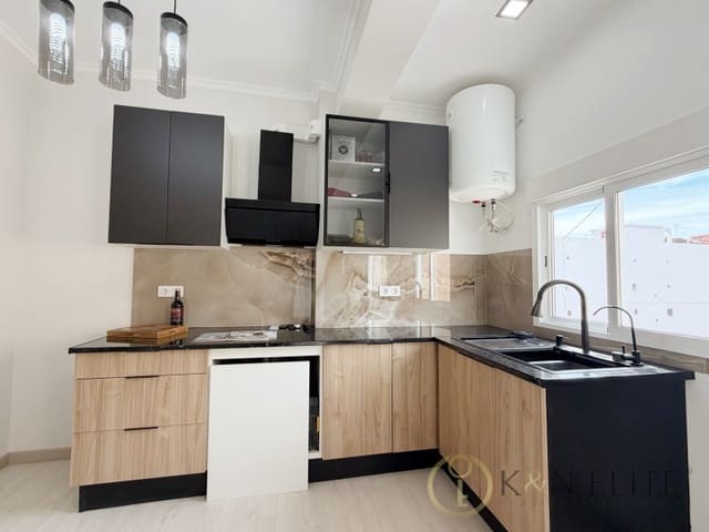 3 bedroom Flat for sale in Mislata - € 219,000 (Ref: 9784795)