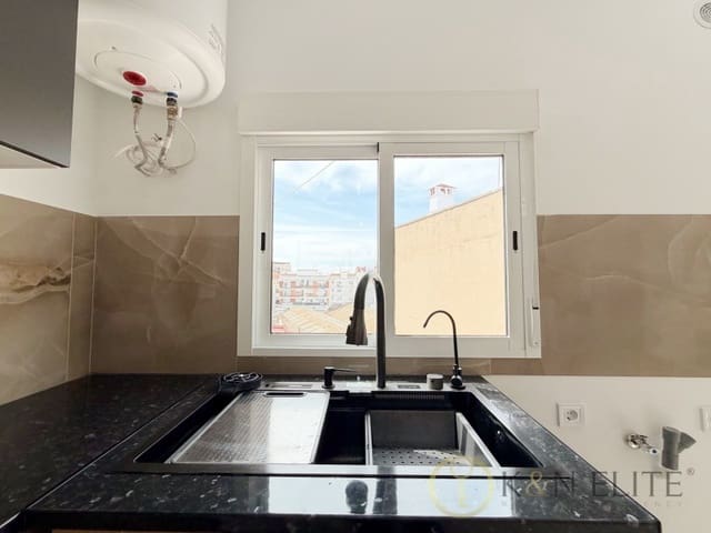 3 bedroom Flat for sale in Mislata - € 219,000 (Ref: 9784795)
