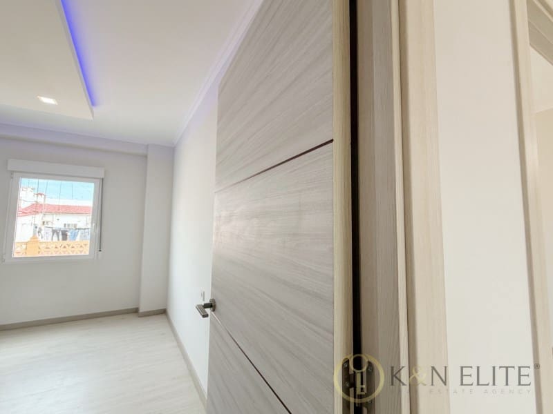 3 bedroom Flat for sale in Mislata - € 219,000 (Ref: 9784795)